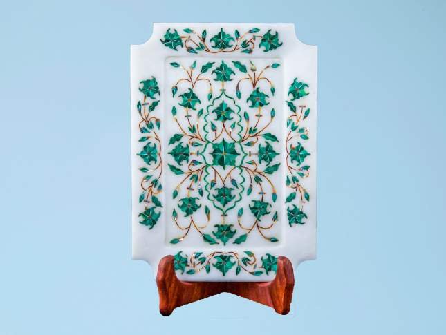 green-leaves-golden-stem-designed-marble-tray