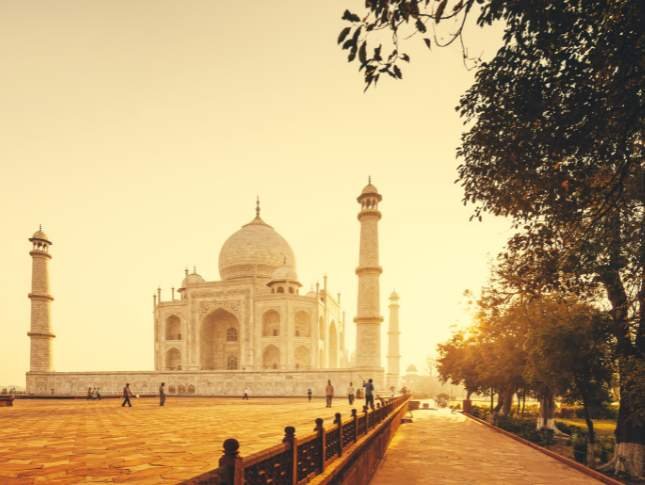 taj-mahal-majestic-tour